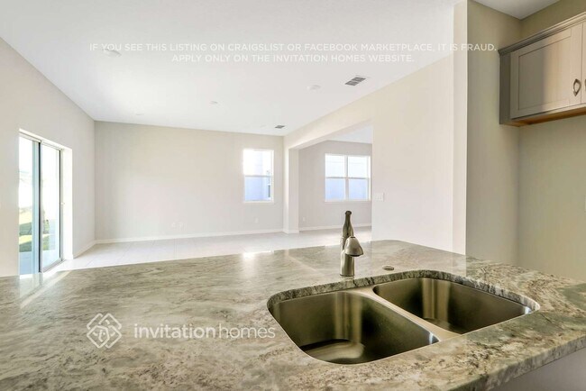 Building Photo - 5155 Sea Mist Ln