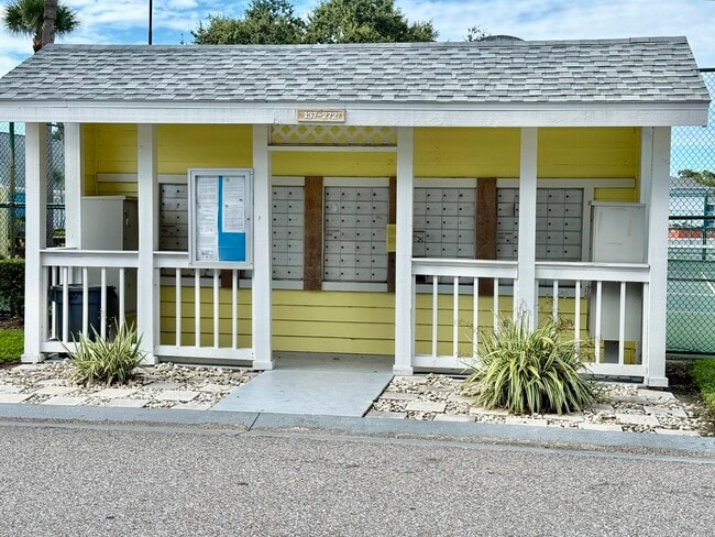 Building Photo - 455 Alt 19