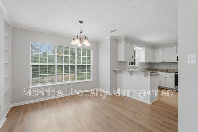 Building Photo - 827 Sonora Cir