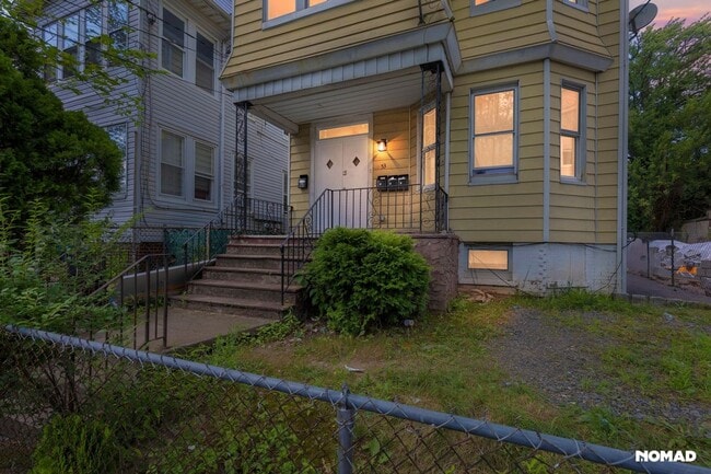 Primary Photo - Spacious 4BR Apartment in Newark