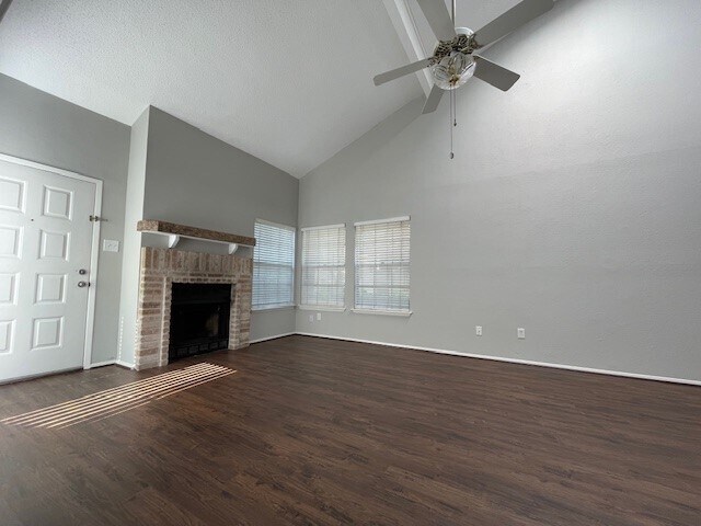 Building Photo - 2611 Grants Lake Blvd