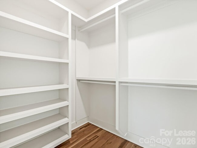 Building Photo - 1310 N Davidson St