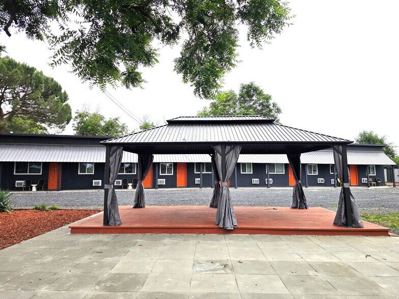 Building Photo - 3207 CA-32