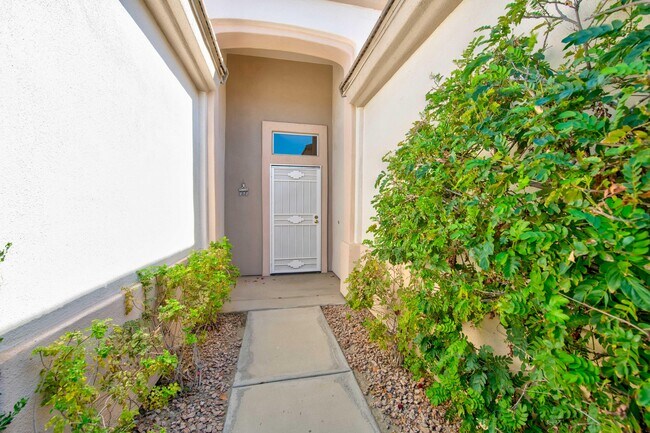 Building Photo - 78872 Canyon Vista