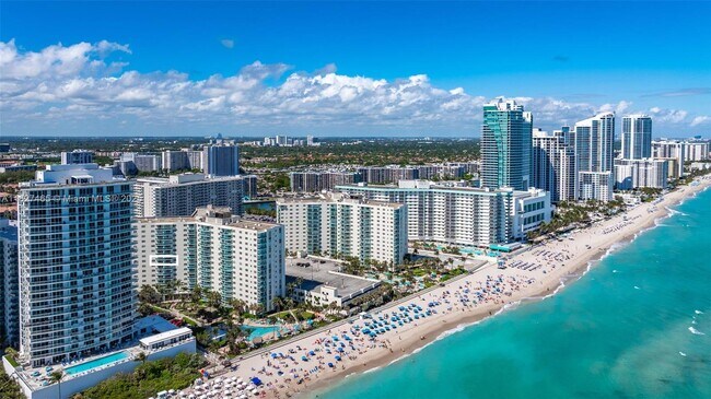 Building Photo - 3901 S Ocean Dr