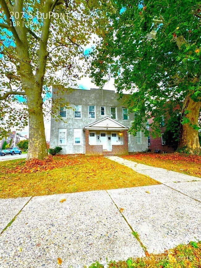 Building Photo - 207 S Dupont St