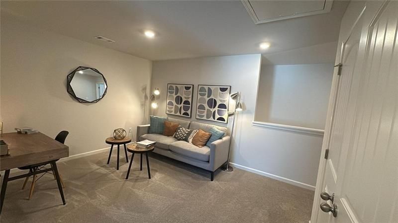 Building Photo - 2605 Poppy Ct