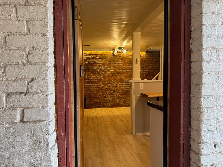 Building Photo - 1028 Narrow Gauge Ave