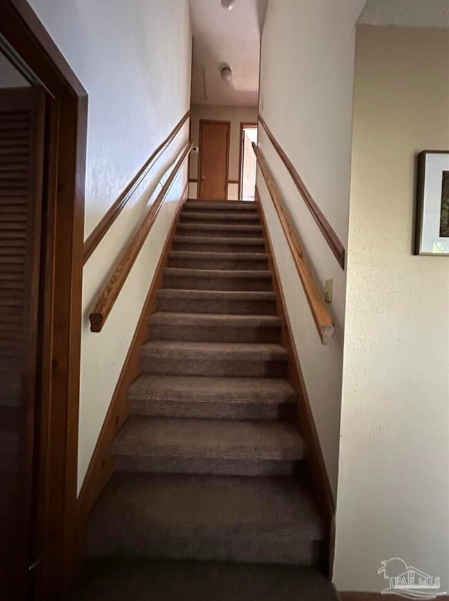 Building Photo - 3132 Waterview Dr