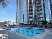 Building Photo - 333 W Trade St