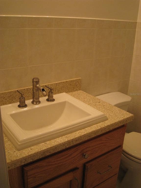 Building Photo - 9203 Roundwood Ct