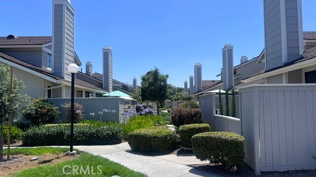 Building Photo - 1700 W Cerritos Ave
