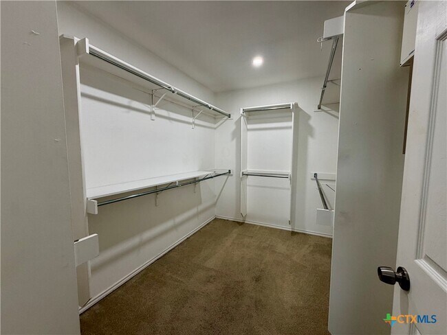Building Photo - 804 Tapestry Cove