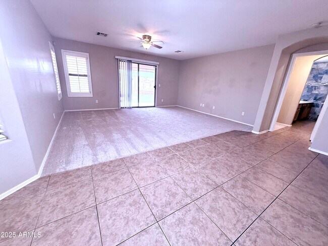 Building Photo - 29152 N Red Finch Dr