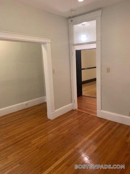Building Photo - 38 Hemenway St