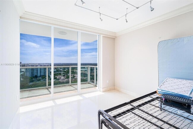 Building Photo - 3201 NE 183rd St