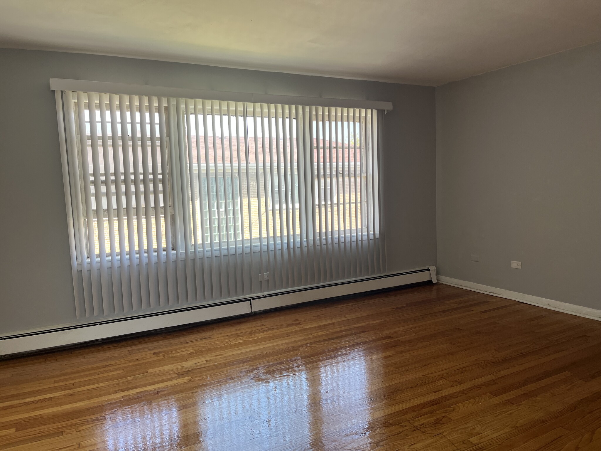 Building Photo - 3601 W 79th St