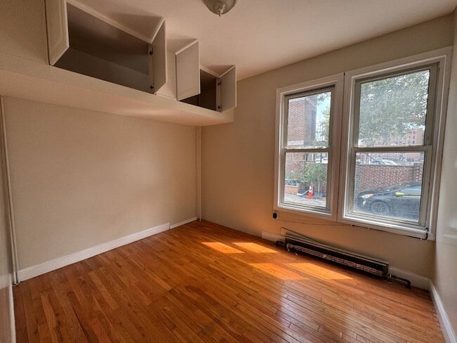 Building Photo - 1451 Rosedale Ave