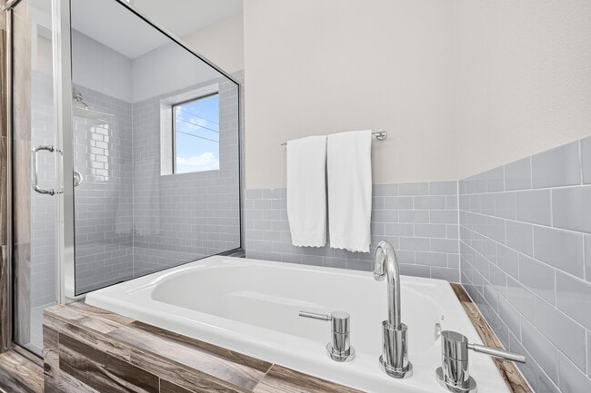 Building Photo - 717 Morris St