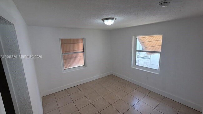 Building Photo - 7305 NW 17th Ct