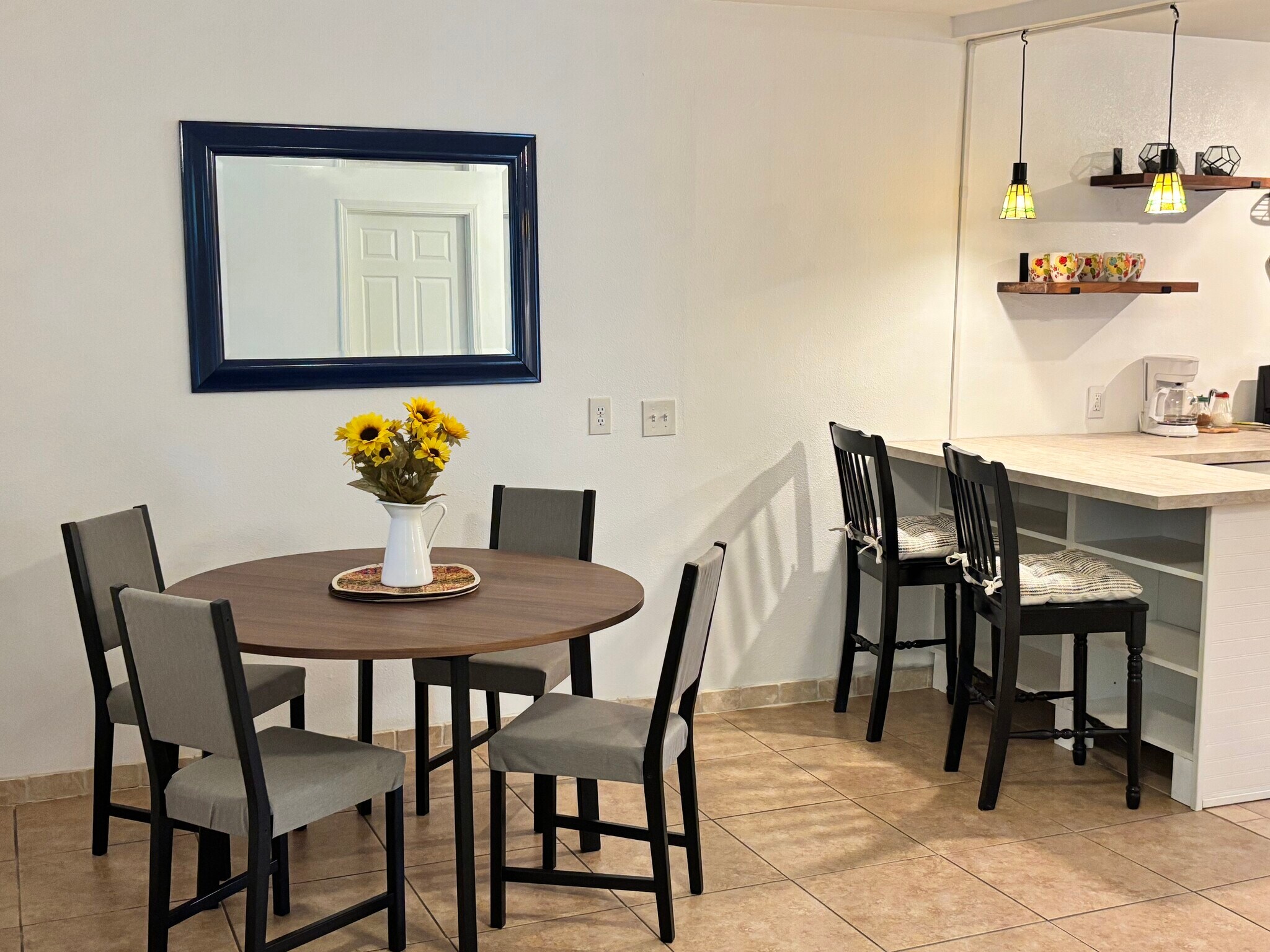 Building Photo - 5414 Bolm Rd