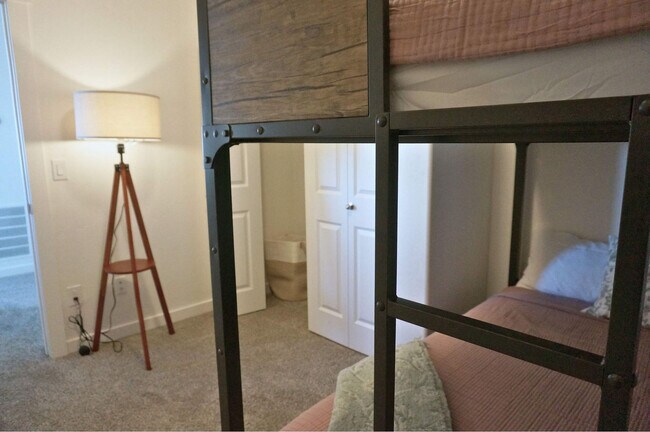 Building Photo - 5553 E Bollo St