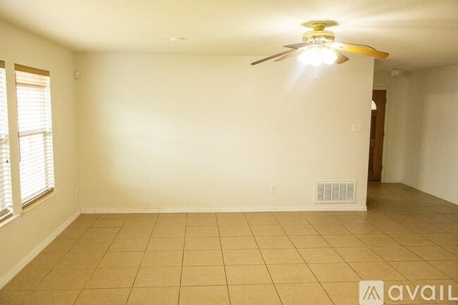 Building Photo - 1613 Apollo Cir