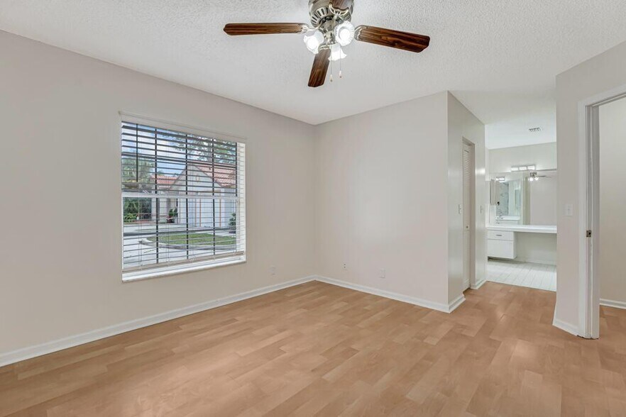 Building Photo - 13730 Sunflower Ct