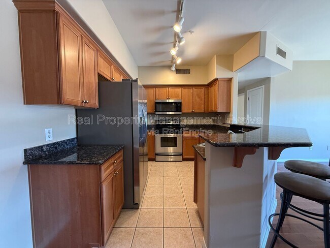 Building Photo - 20660 N 40th St