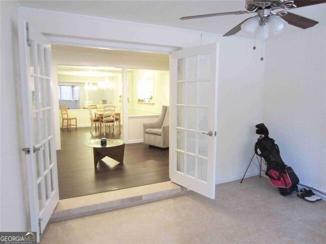 Building Photo - 11 Cantey Pl NW