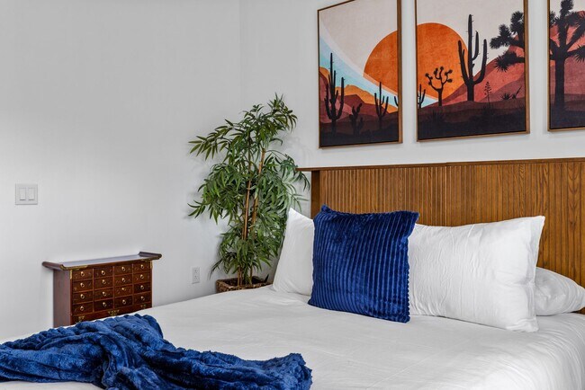 Building Photo - Stunning Desert Contemporary Home in Sunri...
