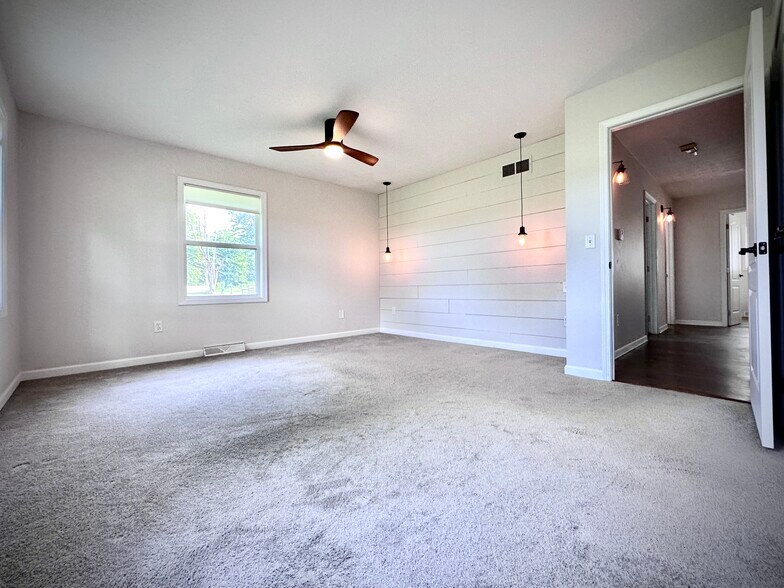 Building Photo - 3911 Green Cook Rd