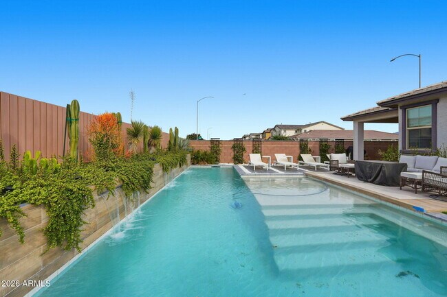 Building Photo - 5714 S Veneto