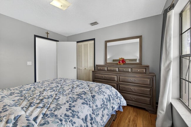 Building Photo - 798 Blueberry Dr