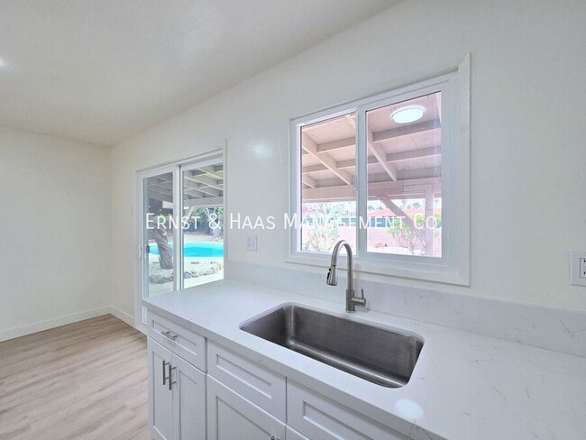 Building Photo - 13418 Lynne Dr