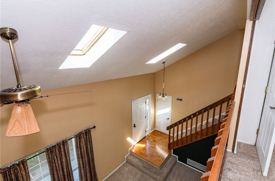 Building Photo - 2344 Fieldstone Cir