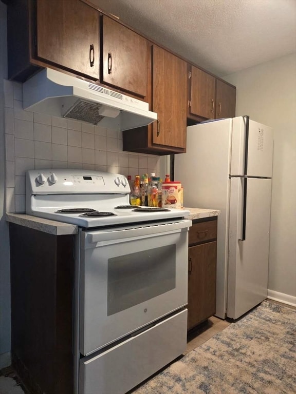 Building Photo - 6 Woodcrest Ct