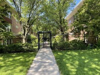Building Photo - 7530 N Ridge Blvd