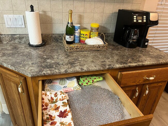 Building Photo - 13775 SW 115 Pl