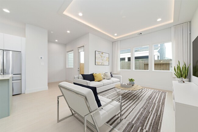 Building Photo - 3007 Ventas Dr