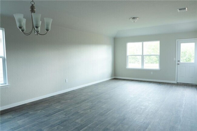 Building Photo - 13812 Levy Ln