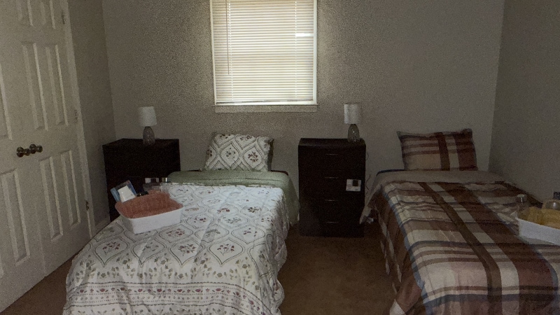 Building Photo - 2016 Cleburne Pkwy