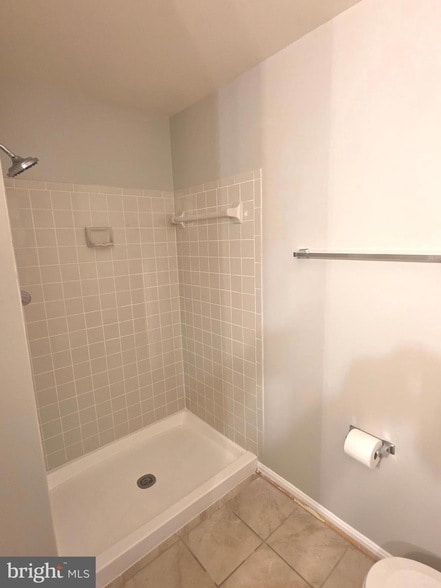 Building Photo - 4281 Sleepy Lake Dr