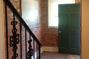 Building Photo - 126 Brooklyn Ave