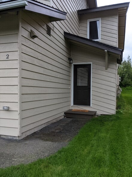 Building Photo - 330 Beulah Cir