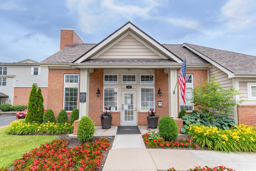 Primary Photo - The Residences at Eastpointe Ridge