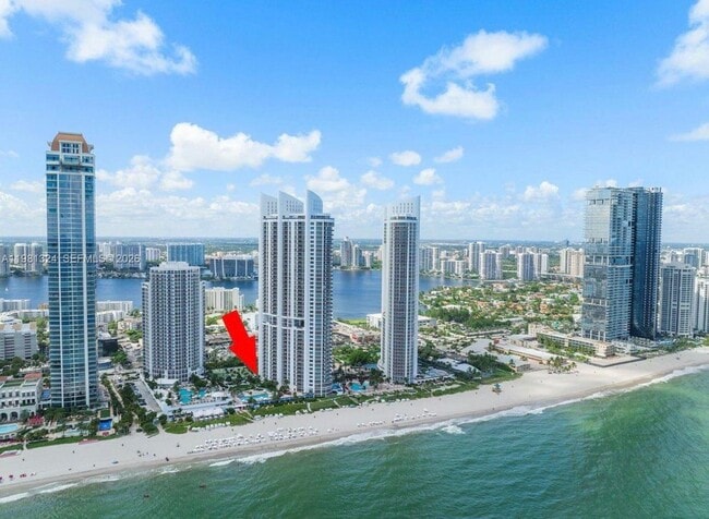 Building Photo - 18101 Collins Ave