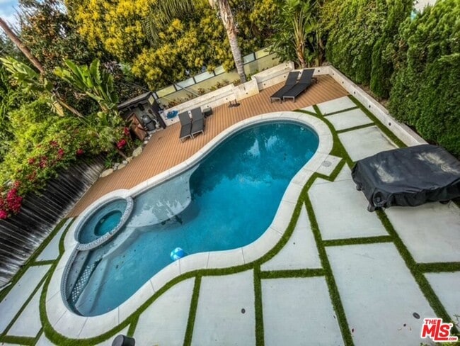 Building Photo - 4450 Campbell Dr