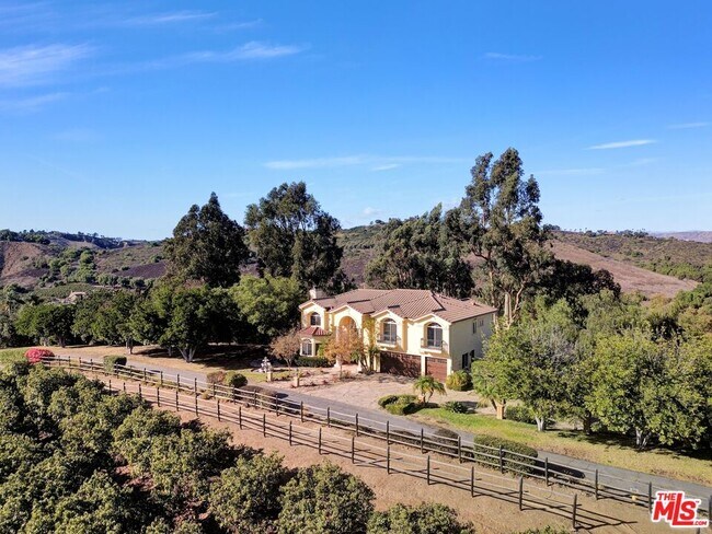 Building Photo - 13045 Ripple Creek Ln