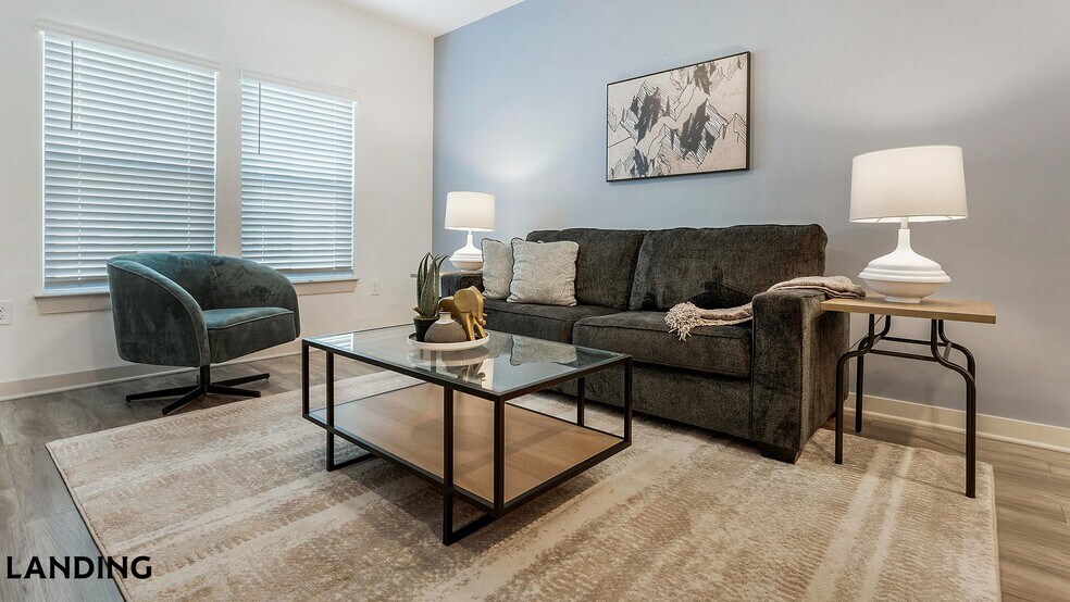 Building Photo - 6000 Front St